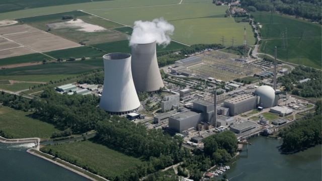 Kernkraftwerke Neckarwestheim und Philippsburg muessen vom Netz