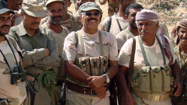 Politischer Umbruch im Jemen: General Ali Mohsen al-Ahmar Salih gilt als zweitmächtigster Mann - und stellt sich gegen seinen Halbbruder im Präsidentenamt.