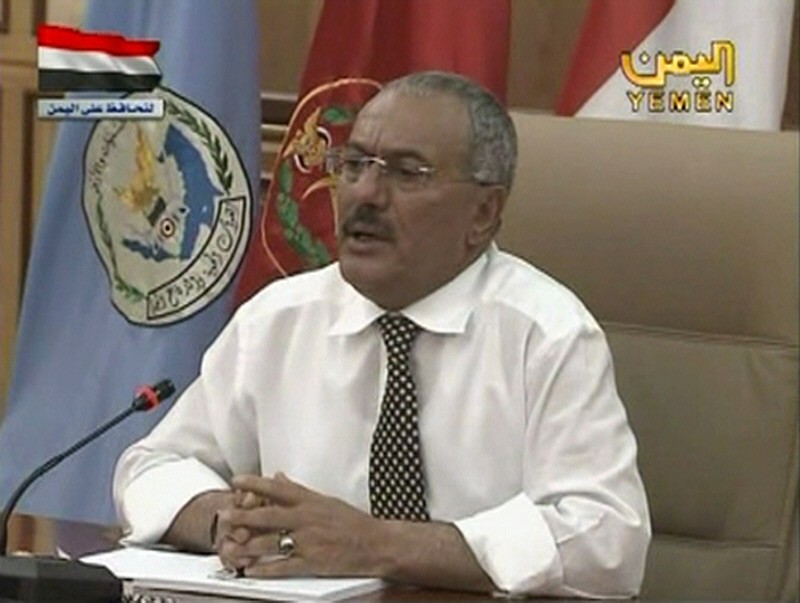 Frame grab of Yemen's President Ali Abdullah Saleh meeting with defence force officials in Sanaa