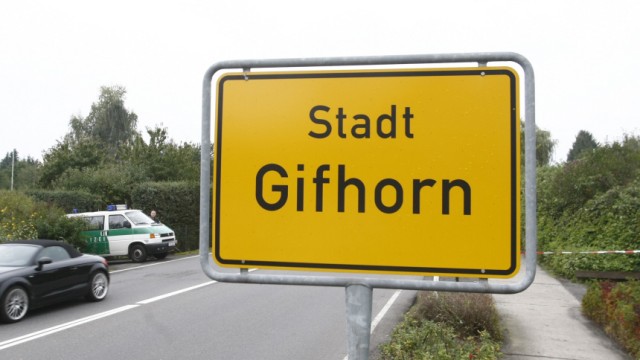 Streit in Gifhorn: Die Stadt Gifhorn legte einen Rad- und Fußgängerweg über die Weide eines Bauern - der setzt sich jetzt mit krassen Mitteln zur Wehr.