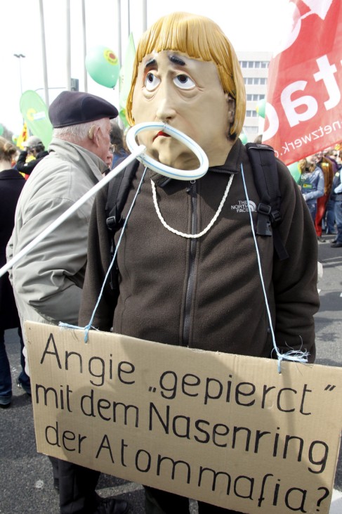 Demonstration gegen Atomenergie in Koeln
