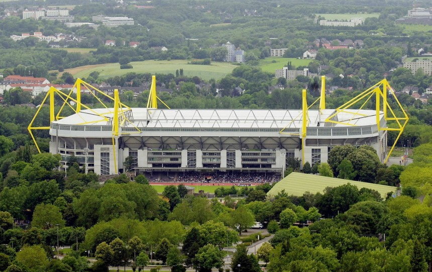 25-Jaehriger plante angeblich Anschlag auf Dortmunder Stadion