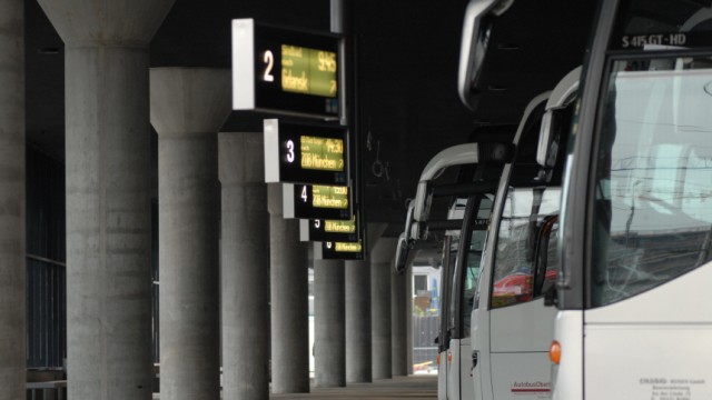 Fernbus, München, ZOB, Zentraler Omnibusbahnhof, Bus