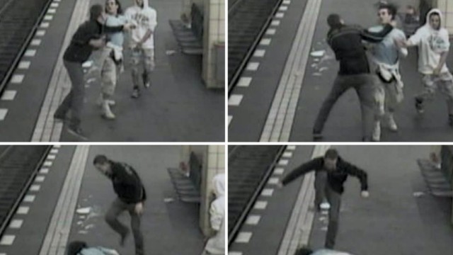 Mann im U-Bahnhof Friedrichstrasse brutal misshandelt