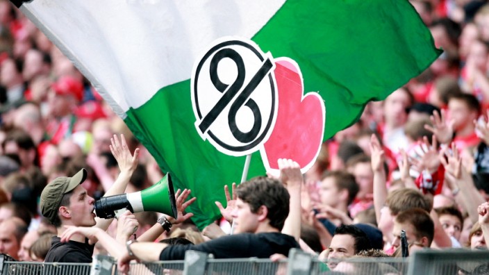 Hannover 96 v Borussia M'gladbach - Bundesliga