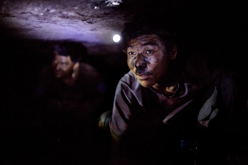 Promise Of Coal Riches Lures Workers To Indias Wild East