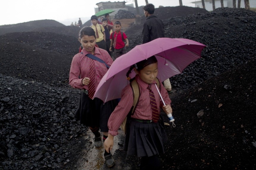 Promise Of Coal Riches Lures Workers To Indias Wild East