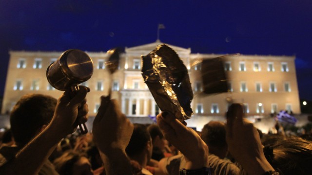 Thousands protest Greece austerity as prime minister seeks consen