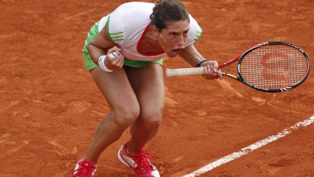 Sport kompakt: Jubel nach mehr als zwei Stunden Kampf: Andrea Petkovic steht erstmals im Viertelfinale von Roland Garros - und muss jetzt gegen die Weltranglistenerste ran.