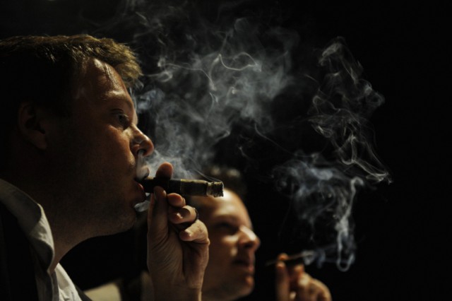 500 Zigarrenraucher stellen Rekord auf