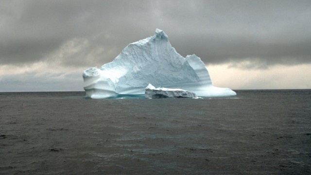 Studie - Eisfläche der Arktis schmilzt in Rekordtempo