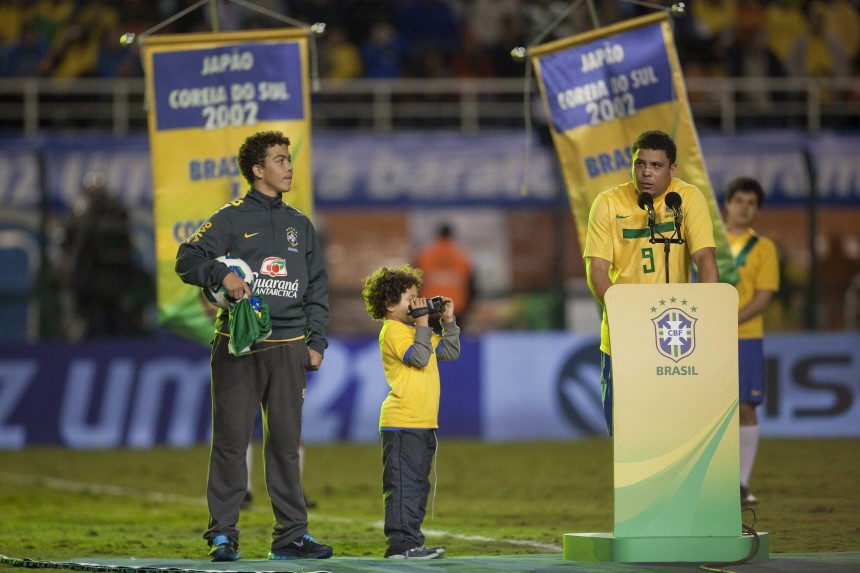 Brazil vs Romania - Ronaldo Farewell