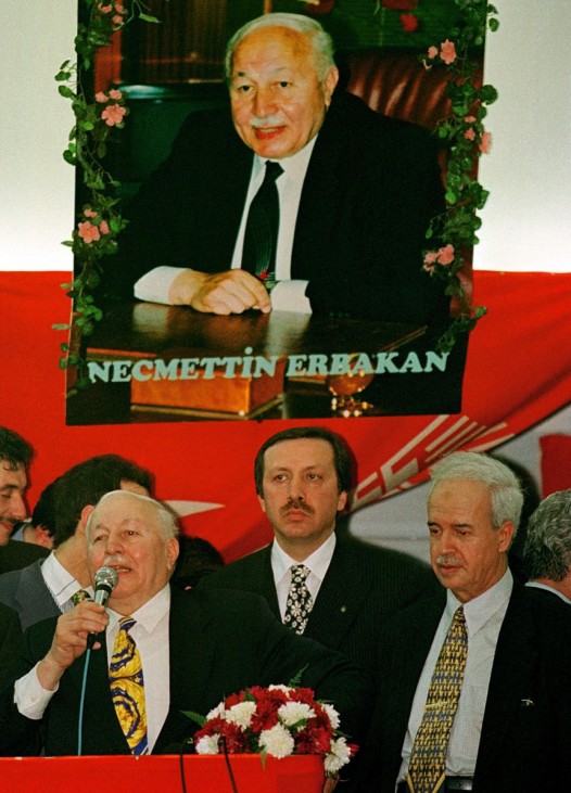Necmettin Erbakan, Recep Tayyip Erdogan und Sevket Kazan, 1998