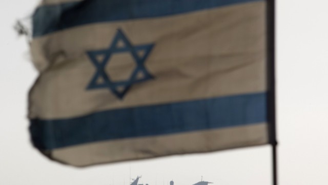 Israel-Gegner starten neue "Friedensflotte": Die Flagge der Mavi Marmara, auf der im vergangenen Jahr türkische Aktivisten starben. So weit will Israel es diesmal nicht kommen lassen.