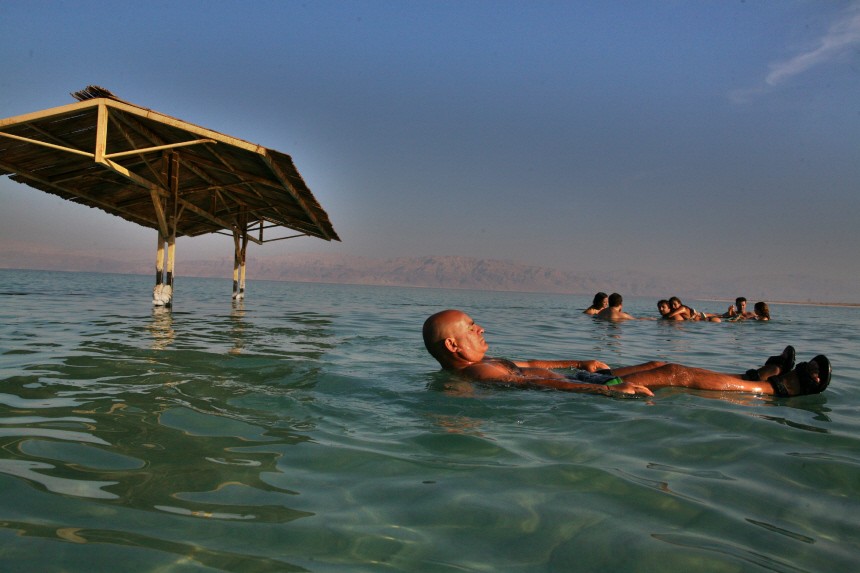 Tourismus am Toten Meer - Wasserspiegel sinkt