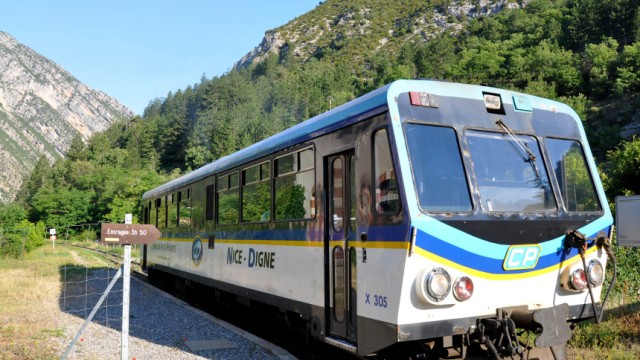 Eisenbahngeschichte erleben: Mit dem Pinienzapfenzug nach Nizza