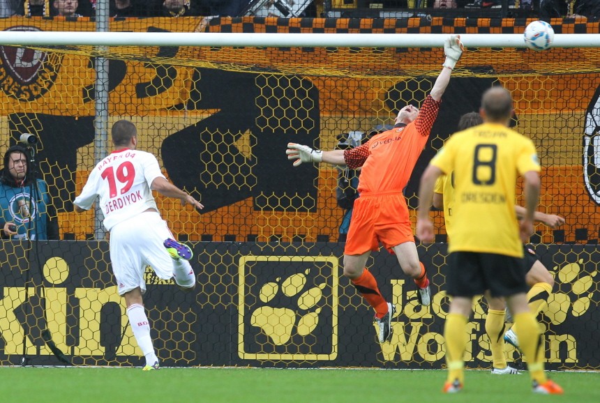 Dynamo Dresden v Bayer Leverkusen - DFB Cup