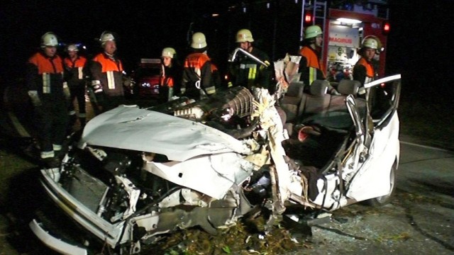 Landrat Wölfl stirbt bei Verkehrsunfall