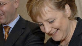 Nobert Röttgen gilt als enger Vertrauter von Kanzlerin Angela Merkel. Foto: dpa