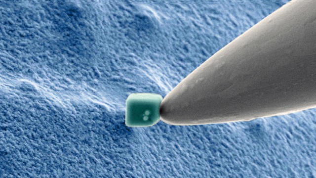 Scientists shape tiny work pieces