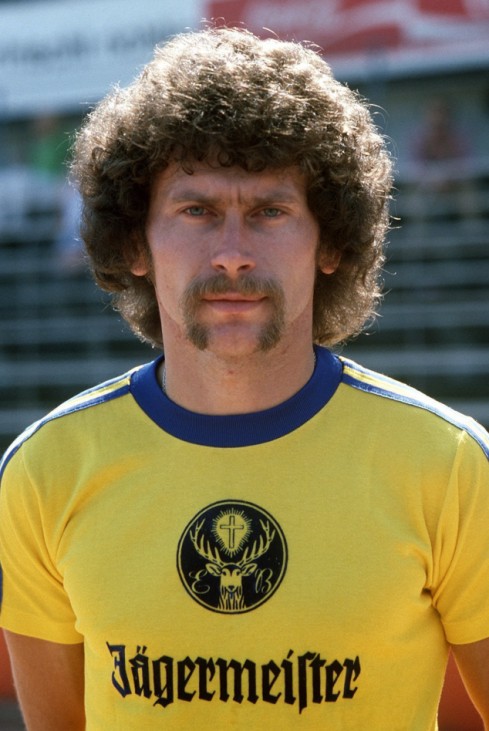 Paul Breitner im Trikot der Eintracht Braunschweig, 1977