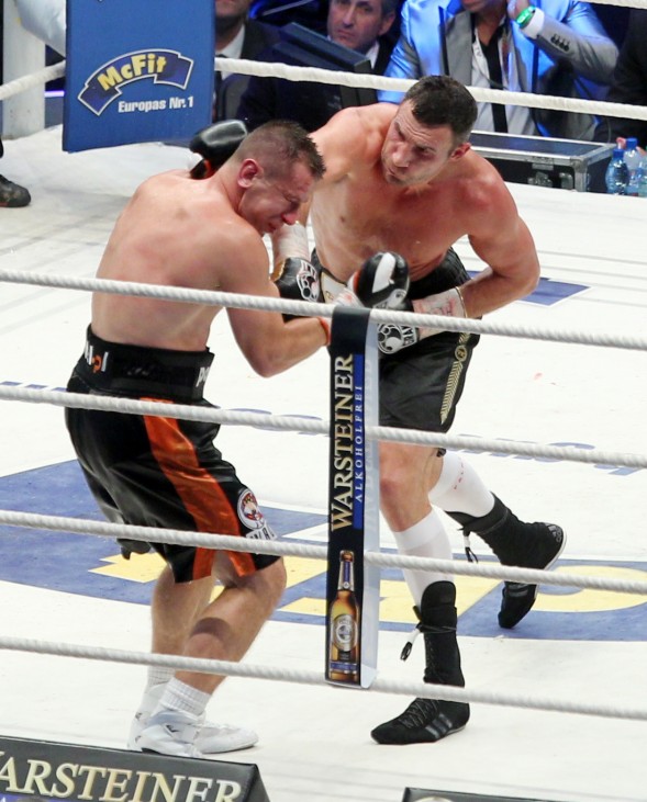 Vitali Klitschko v Tomasz Adamek - WBC World Championship Fight