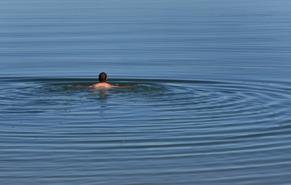 Schwimmer im Forggensee
