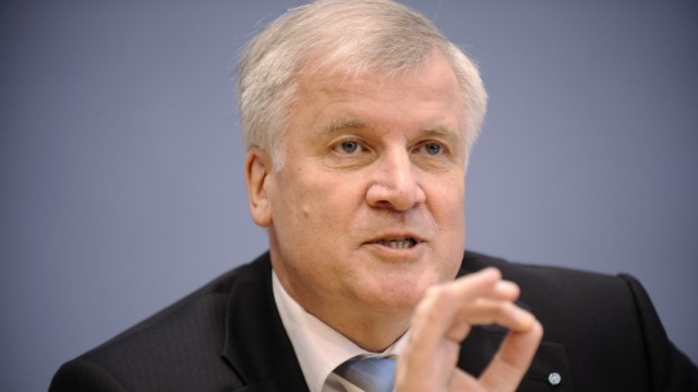 Ministerpraesident Seehofer fordert entschlossenes Vorgehen gegen Terrorismus
