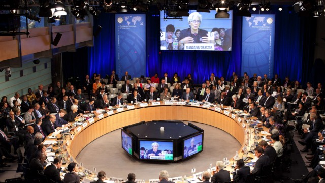 Krise in Europa: Bei der Jahrestagung von IWF und Weltbank streiten sich Europäer und Amerikaner.
