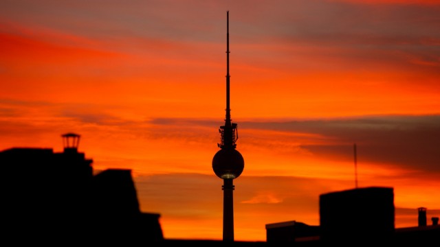 Berlin Städtetipps von SZ-Korrespondenten Fernsehturm Alexanderplatz