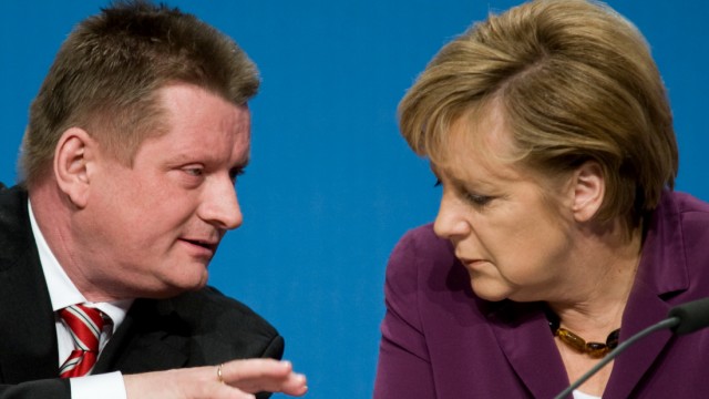 Bundeskanzlerin Angela Merkel und CDU-Generalsekretär Hermann Gröhe