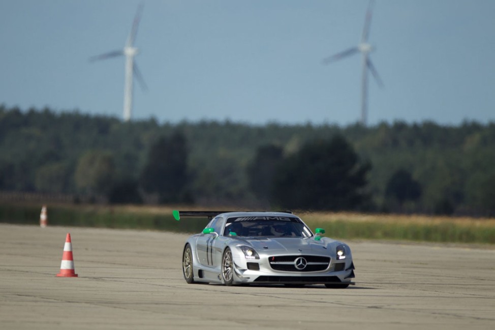 AMG Driving Academy Mercedes SLS AMG Roadster