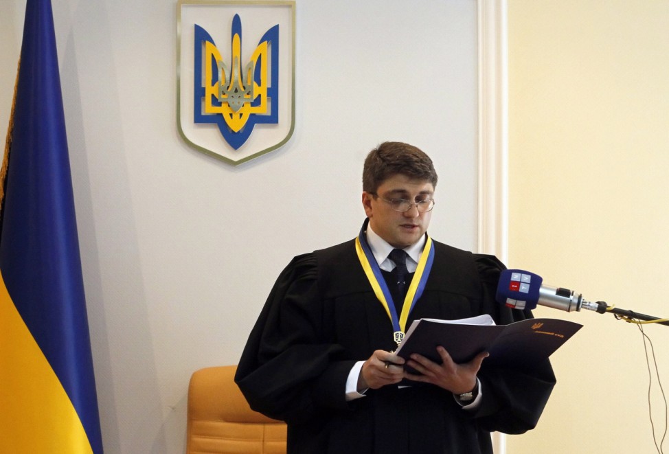 Ukraine opposition leader Tymoshenko charged with abuse of office