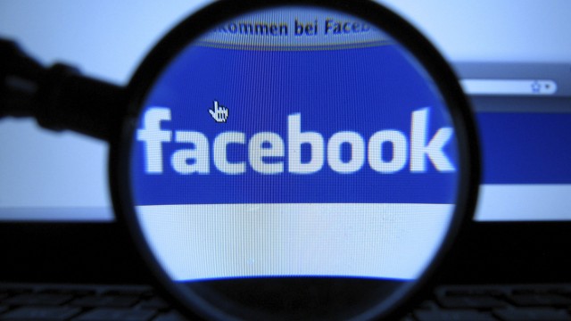 Bundesdatenschuetzer Schaar will Google und Facebook zuegeln