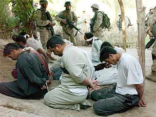 Gefangene Iraker, dpa