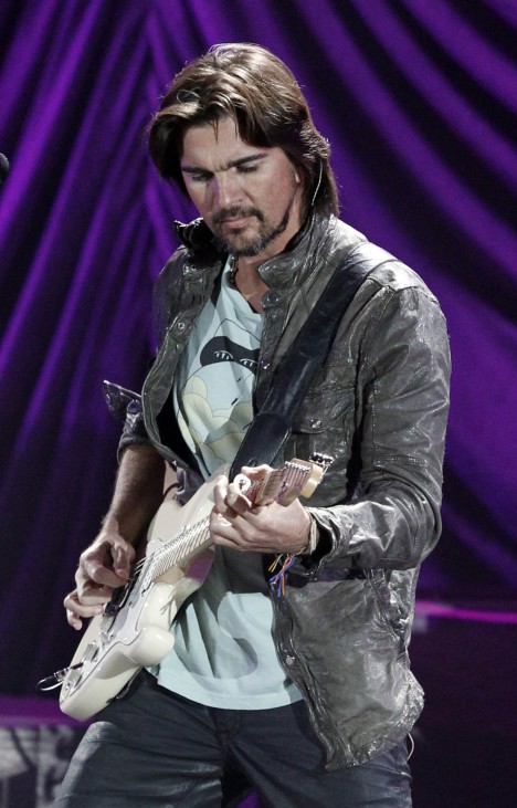 Juanes performs during 'A Decade of Difference: A Concert Celebrating 10 Years of the William J. Clinton Foundation' at the Hollywood Bowl in Hollywood