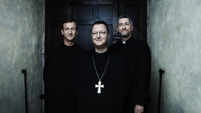Kirchenlieder als Popsongs - Drei Priester auf CD