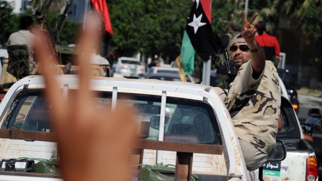 Übergangsrat: Gaddafi bei Festnahme getötet