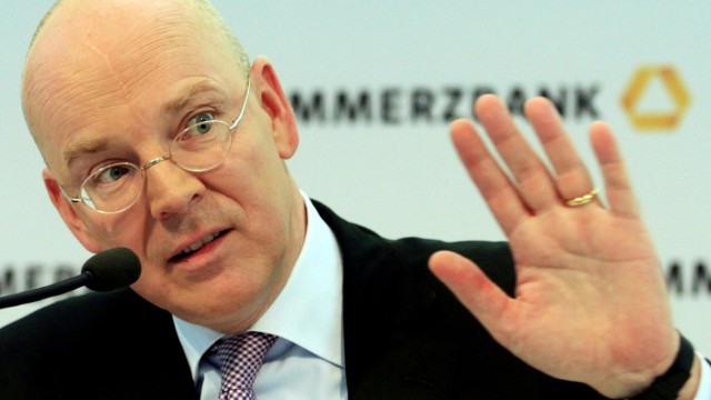Commerzbank-Vorstandsvorsitzender Blessing pocht auf Reform des Marktes fuer Kreditversicherungen