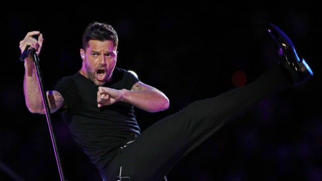 Puerto Rican singer Ricky Martin performs during the closing ceremony of the Pan American Games in Guadalajara