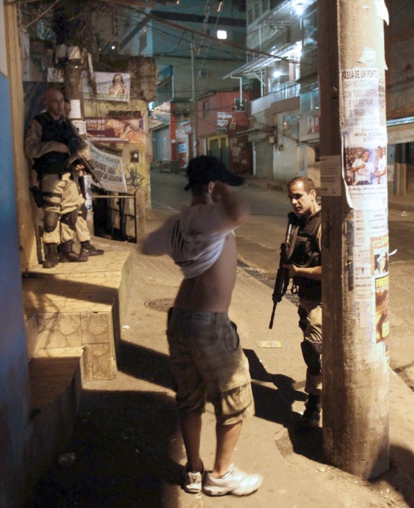 Operation to expell drug dealers in Rocinha slum of Rio de Janeir
