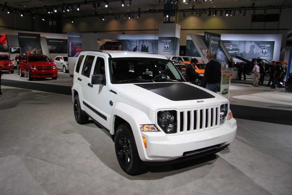 Premierenfeuerwerk in Hollywood Los Angeles Auto Show 2011: Jeep Liberty Arctic