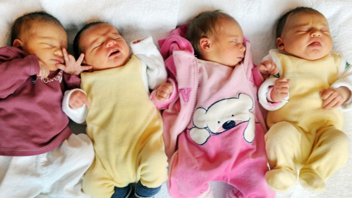 Neugeborene: Wie fühlt sich die Geburt an.