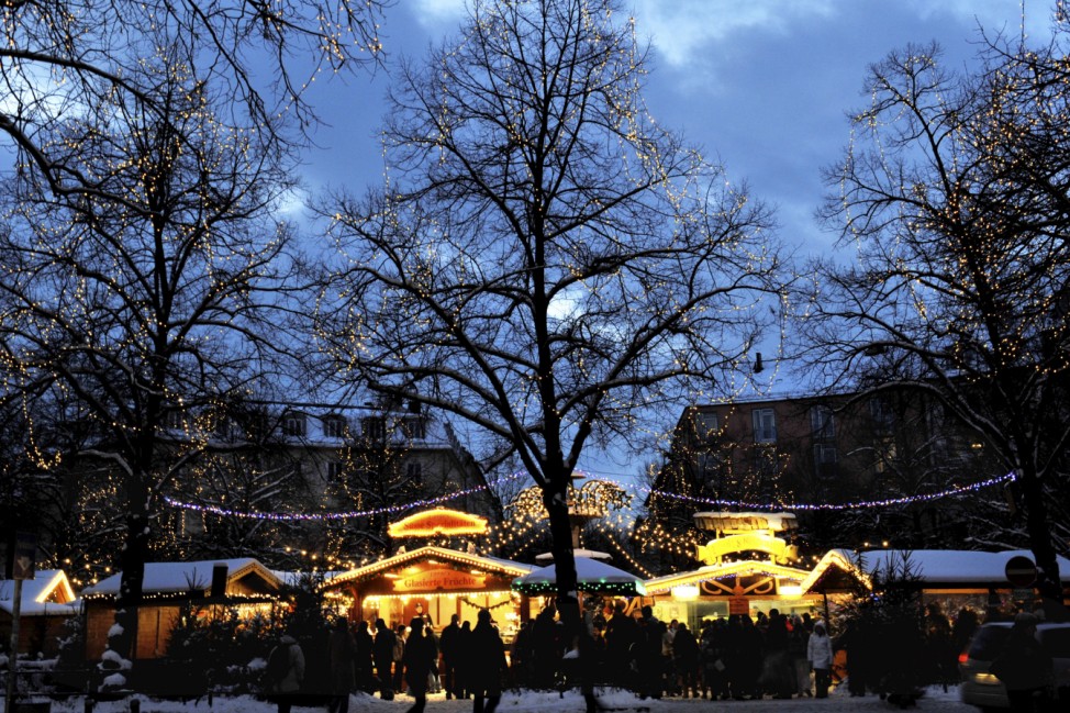 Weihnachtsmarkt am Weißenburger Platz
