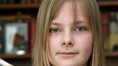 Hochbegabung und Genie: Die hochbegabte Minu Tizabi: Die 16-Jährige studiert Medizin im vierten Semester.