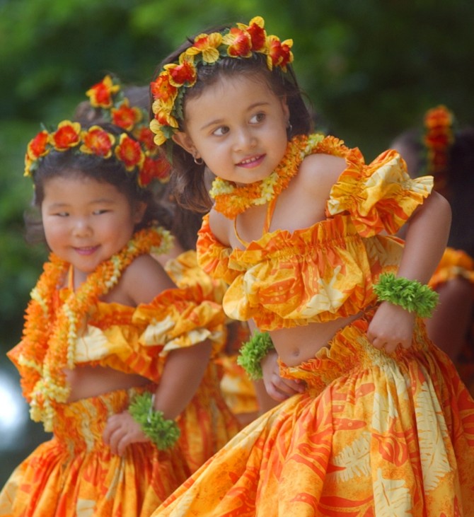 Kinder beim 64. Hula-Festival in Honolulu, 2004