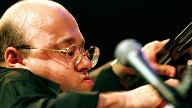 FILE PHOTO OF FRENCH PIANIST MICHEL PETRUCCIANI WHO DIED