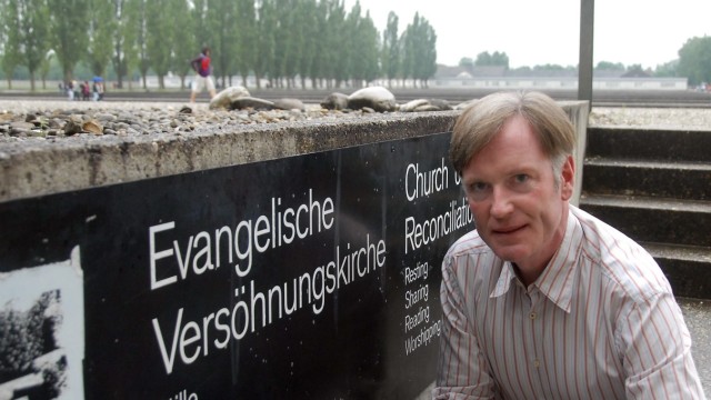 Landkreis Dachau: Ernannt zum Landeskirchlichen Beauftragten für evangelische Gedenkstättenarbeit: Björn Mensing.
