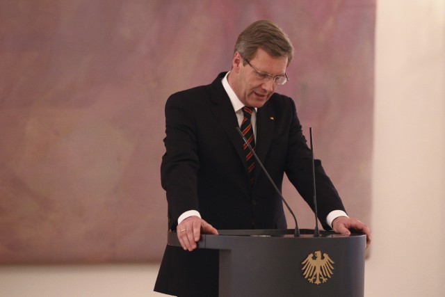 Olaf Glaeseker, Presidential Speaker, To Quit