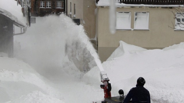 Heavy snowfall in Switzerland